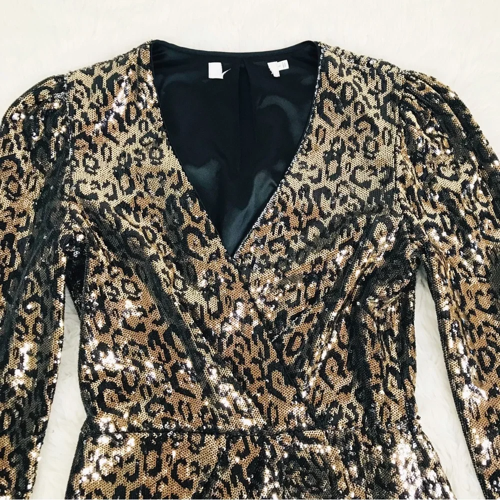 ASTR Selene Leopard Print Sequin Mini Dress Gold Black Wrap Mobwife‎ Size Small
